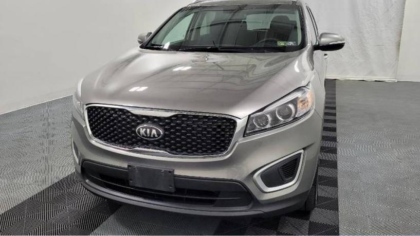 KIA SORENTO 2018 5XYPG4A30JG395447 image