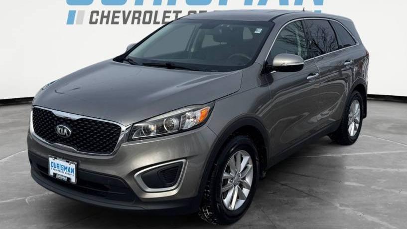 KIA SORENTO 2018 5XYPG4A33JG375905 image