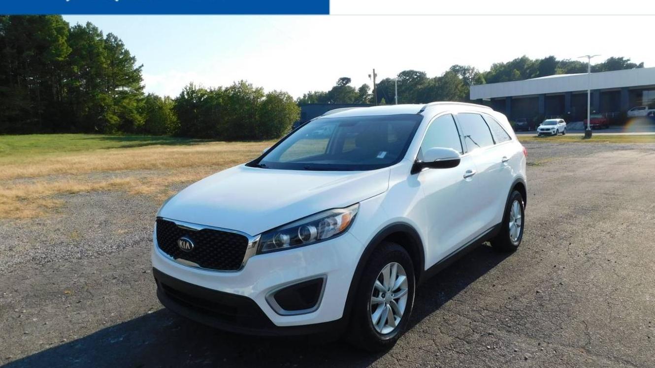 KIA SORENTO 2018 5XYPG4A36JG402692 image