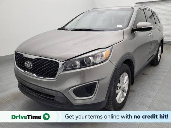 KIA SORENTO 2018 5XYPG4A34JG385813 image