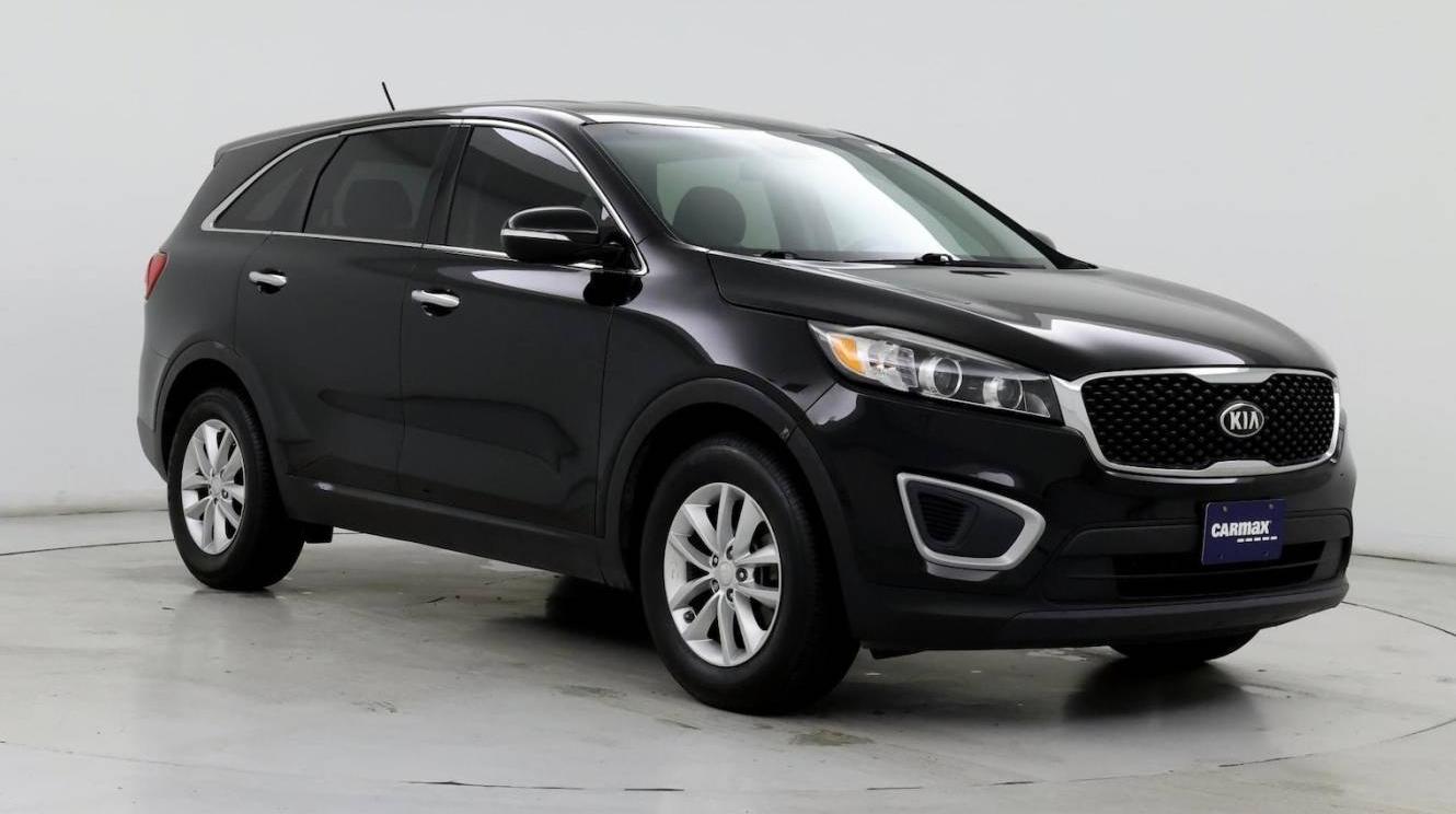 KIA SORENTO 2018 5XYPG4A30JG375425 image