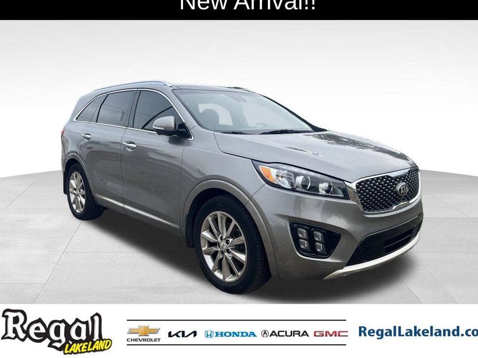 KIA SORENTO 2018 5XYPK4A50JG385923 image