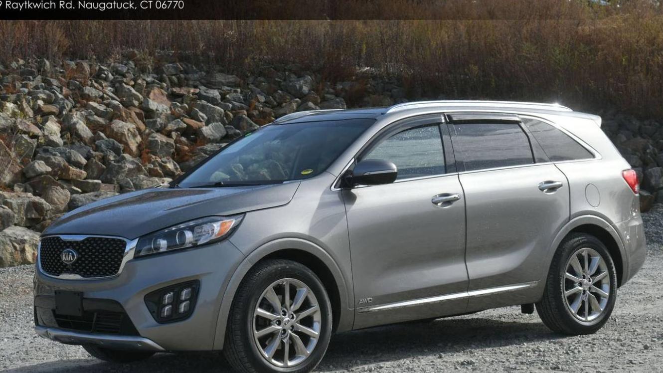 KIA SORENTO 2018 5XYPKDA58JG395776 image