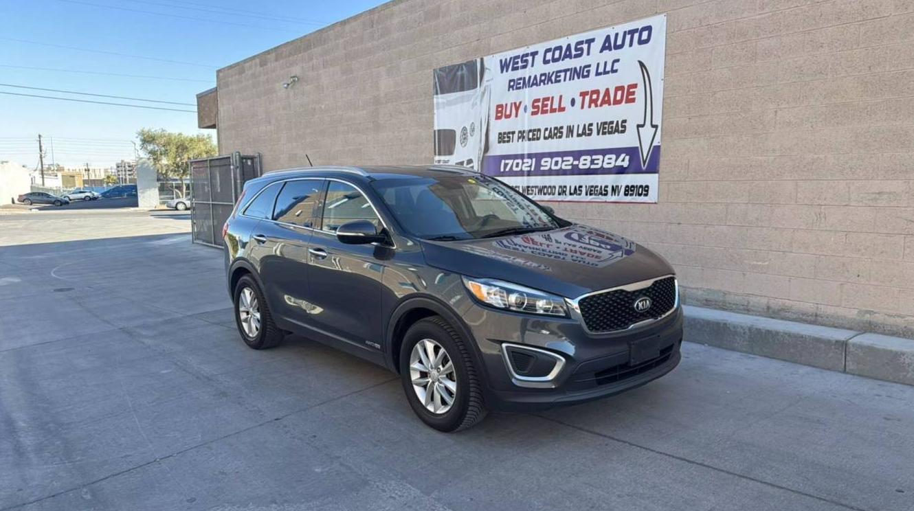 KIA SORENTO 2018 5XYPGDA59JG373268 image