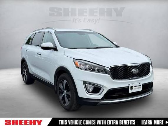 KIA SORENTO 2018 5XYPHDA57JG383651 image