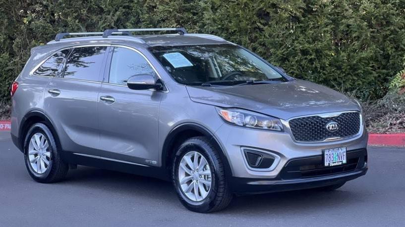 KIA SORENTO 2018 5XYPGDA51JG412788 image