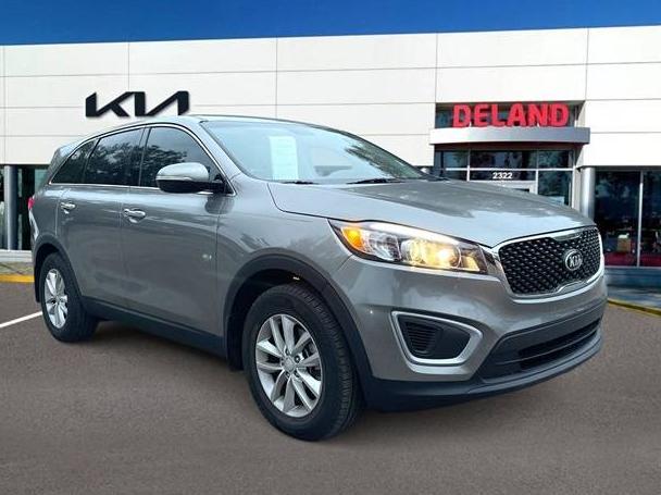 KIA SORENTO 2018 5XYPG4A30JG425742 image