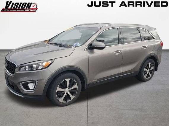KIA SORENTO 2018 5XYPHDA59JG396000 image