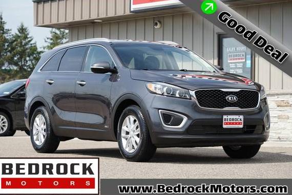 KIA SORENTO 2018 5XYPGDA36JG419248 image