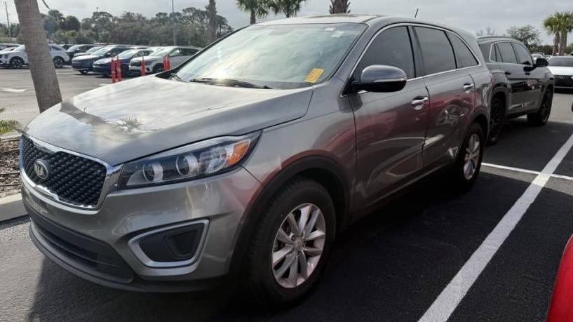 KIA SORENTO 2018 5XYPG4A30JG421013 image