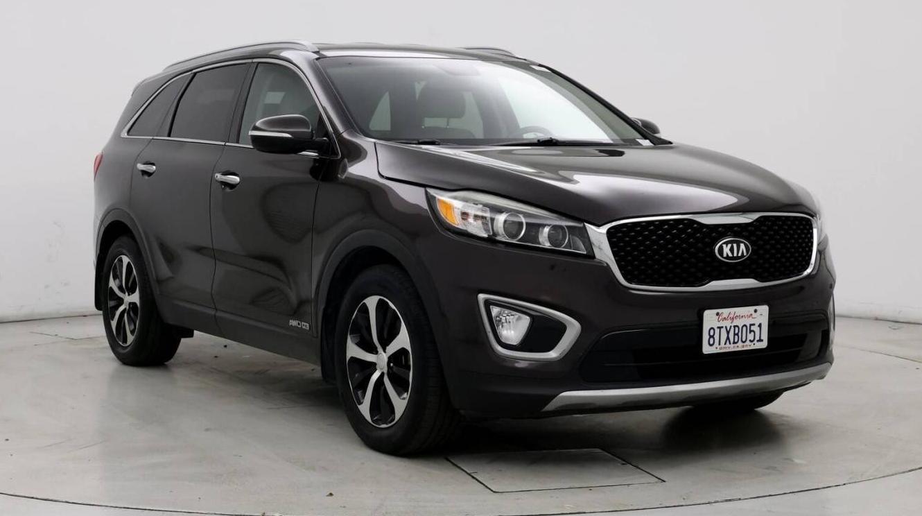 KIA SORENTO 2018 5XYPHDA55JG355895 image