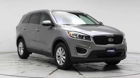 KIA SORENTO 2018 5XYPGDA36JG424689 image