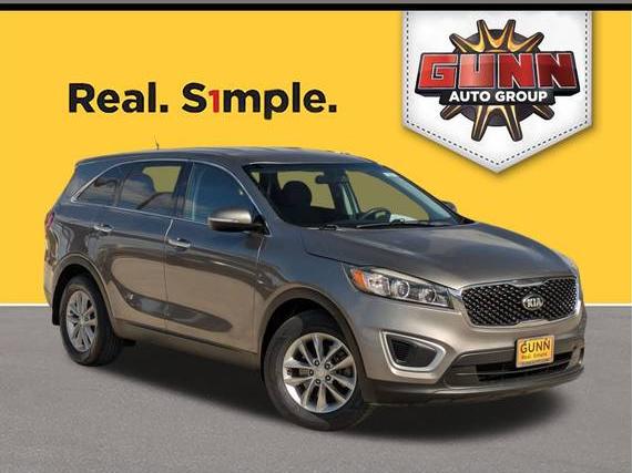 KIA SORENTO 2018 5XYPG4A3XJG414022 image