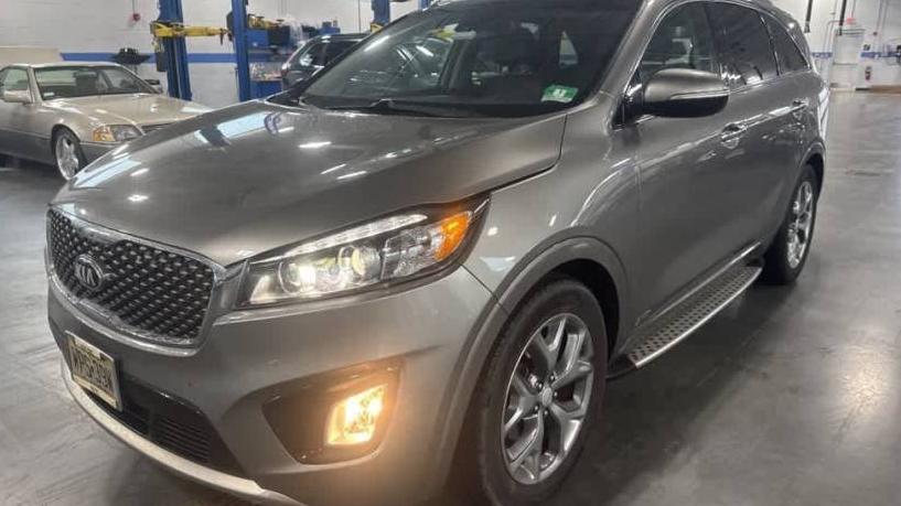 KIA SORENTO 2018 5XYPKDA54JG384287 image