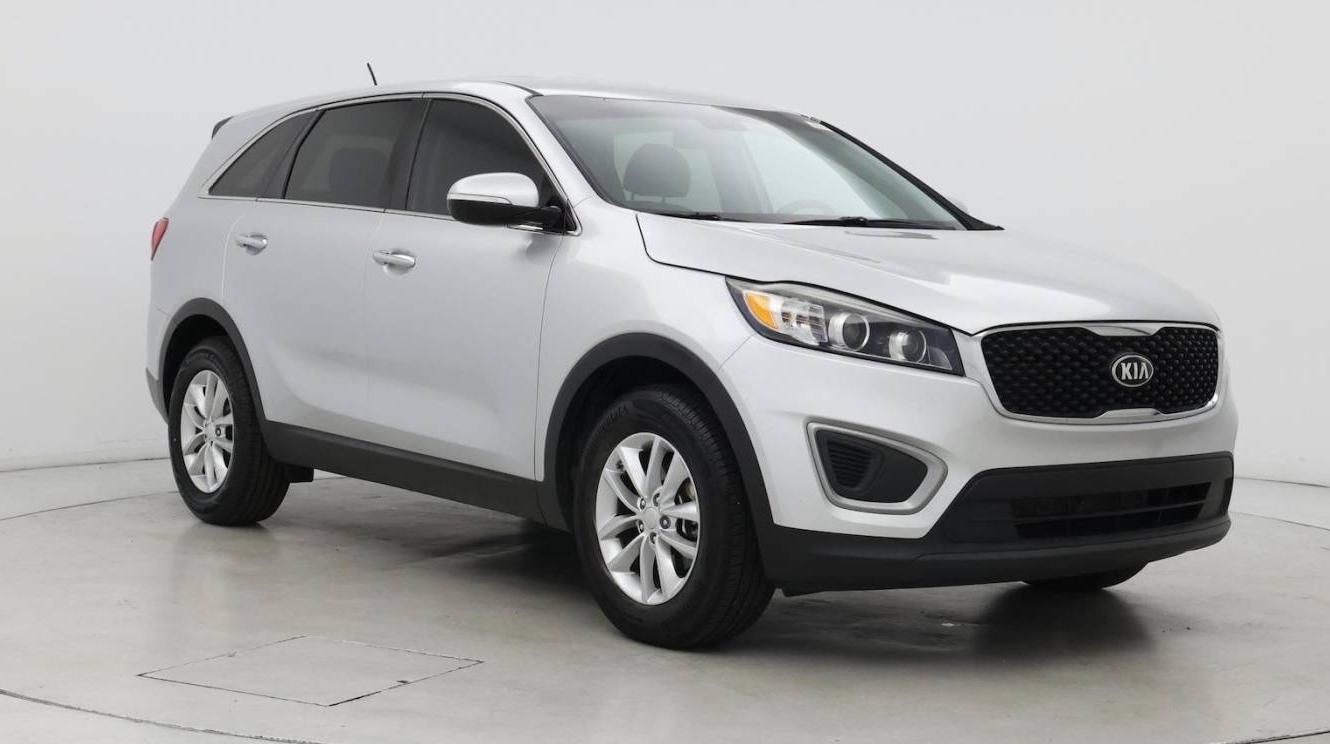 KIA SORENTO 2018 5XYPG4A30JG342635 image