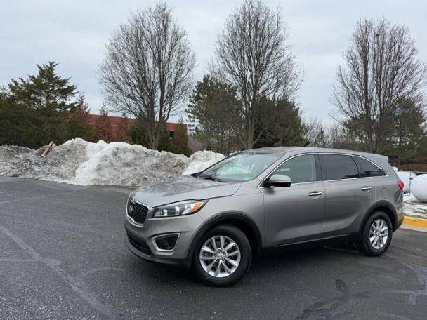 KIA SORENTO 2018 5XYPG4A3XJG426705 image