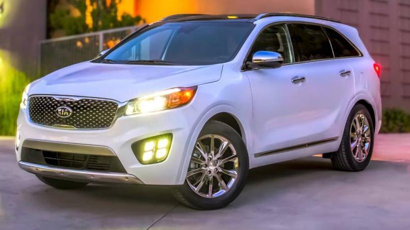 KIA SORENTO 2018 5XYPG4A39JG411192 image