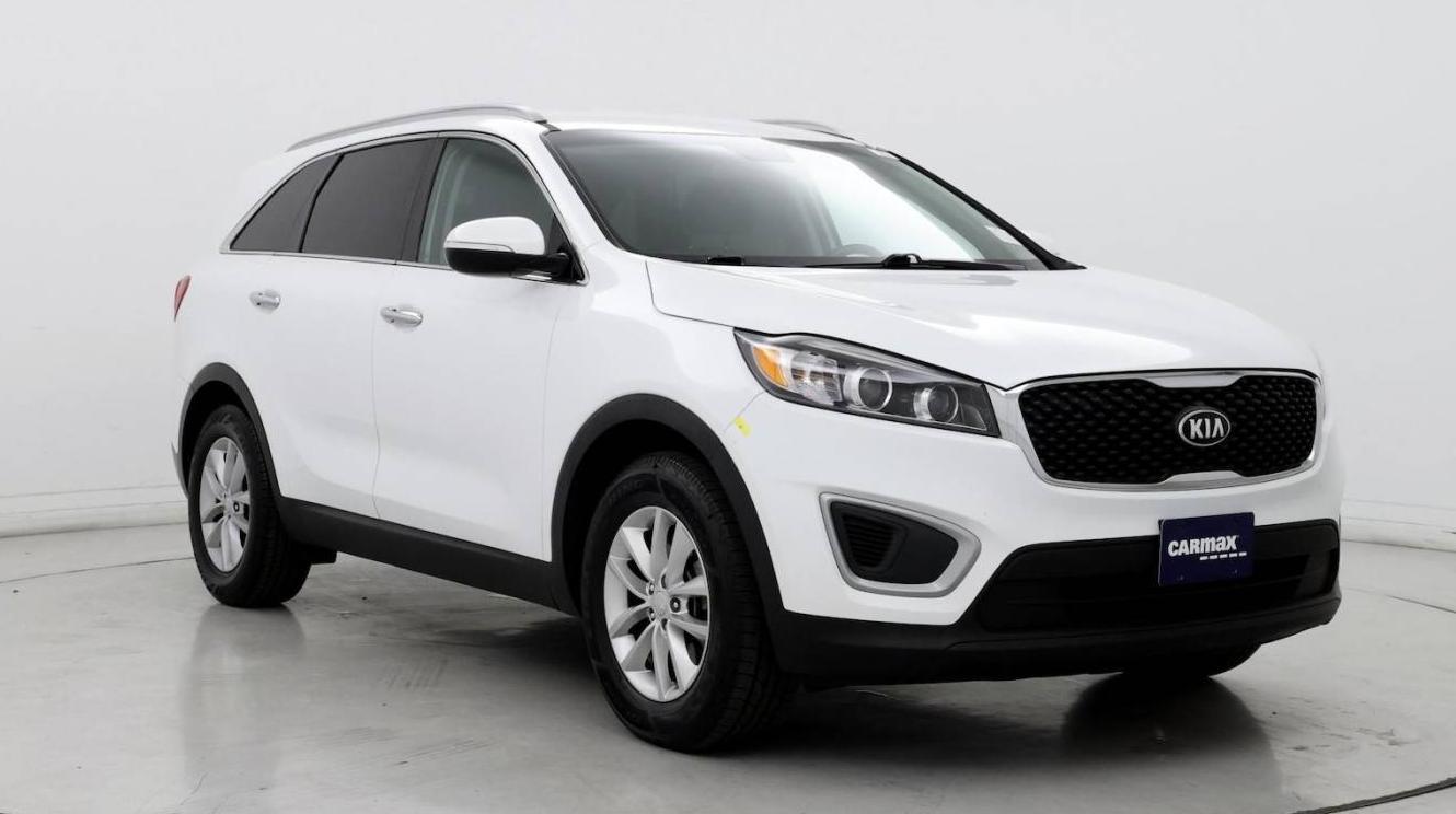 KIA SORENTO 2018 5XYPG4A31JG401269 image