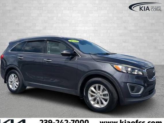 KIA SORENTO 2018 5XYPG4A35JG385710 image