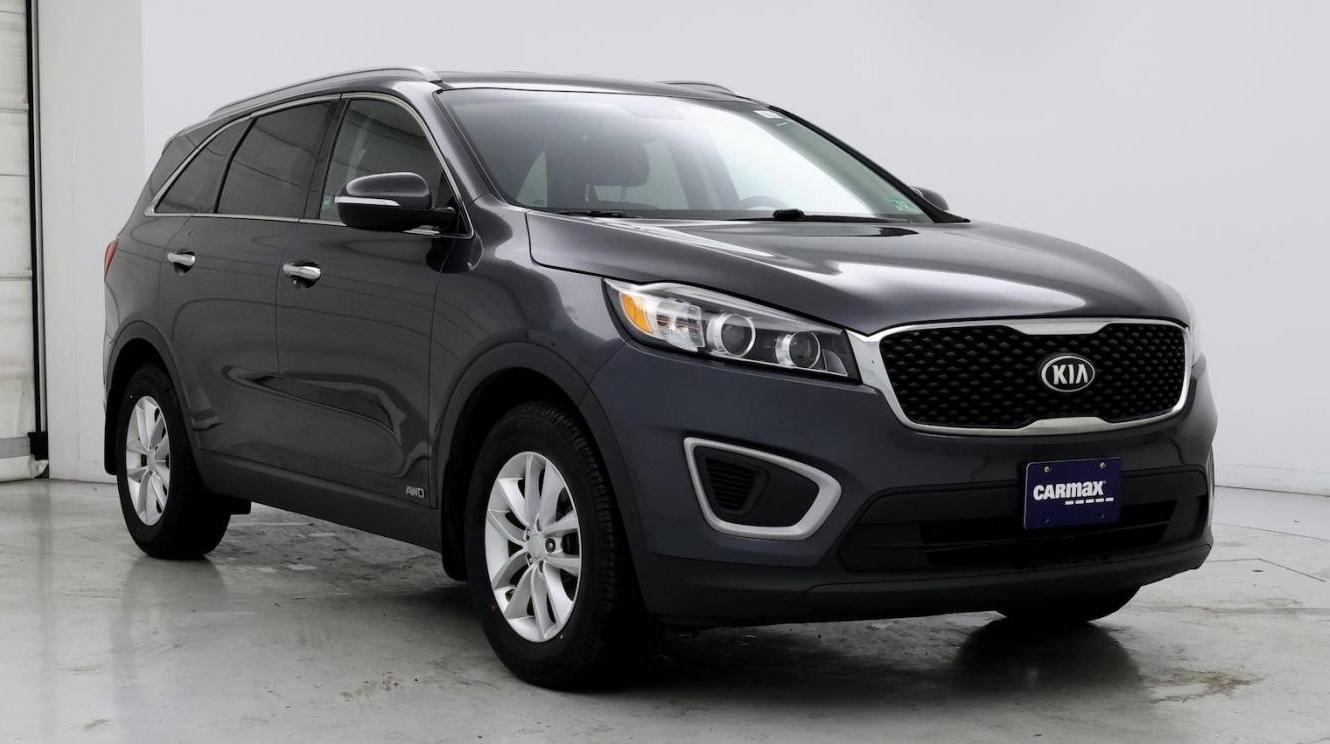 KIA SORENTO 2018 5XYPGDA31JG415589 image