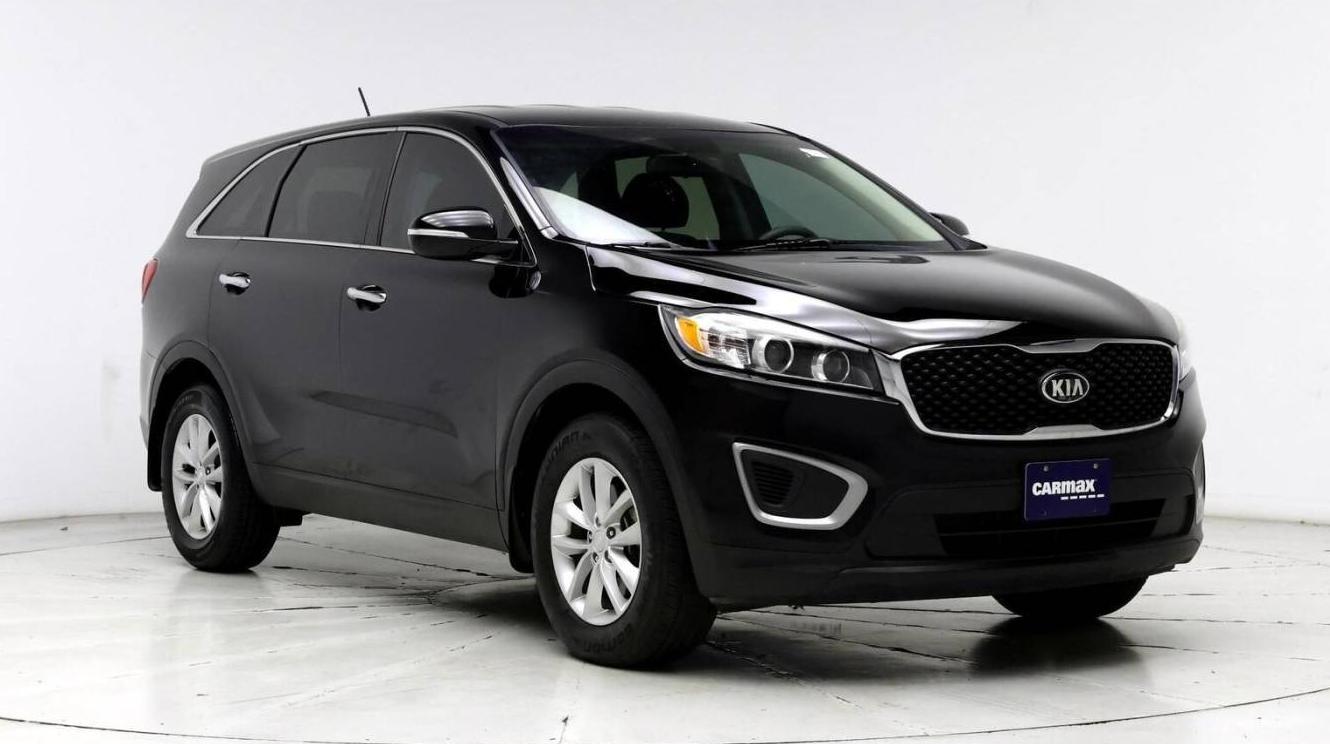 KIA SORENTO 2018 5XYPG4A30JG373917 image