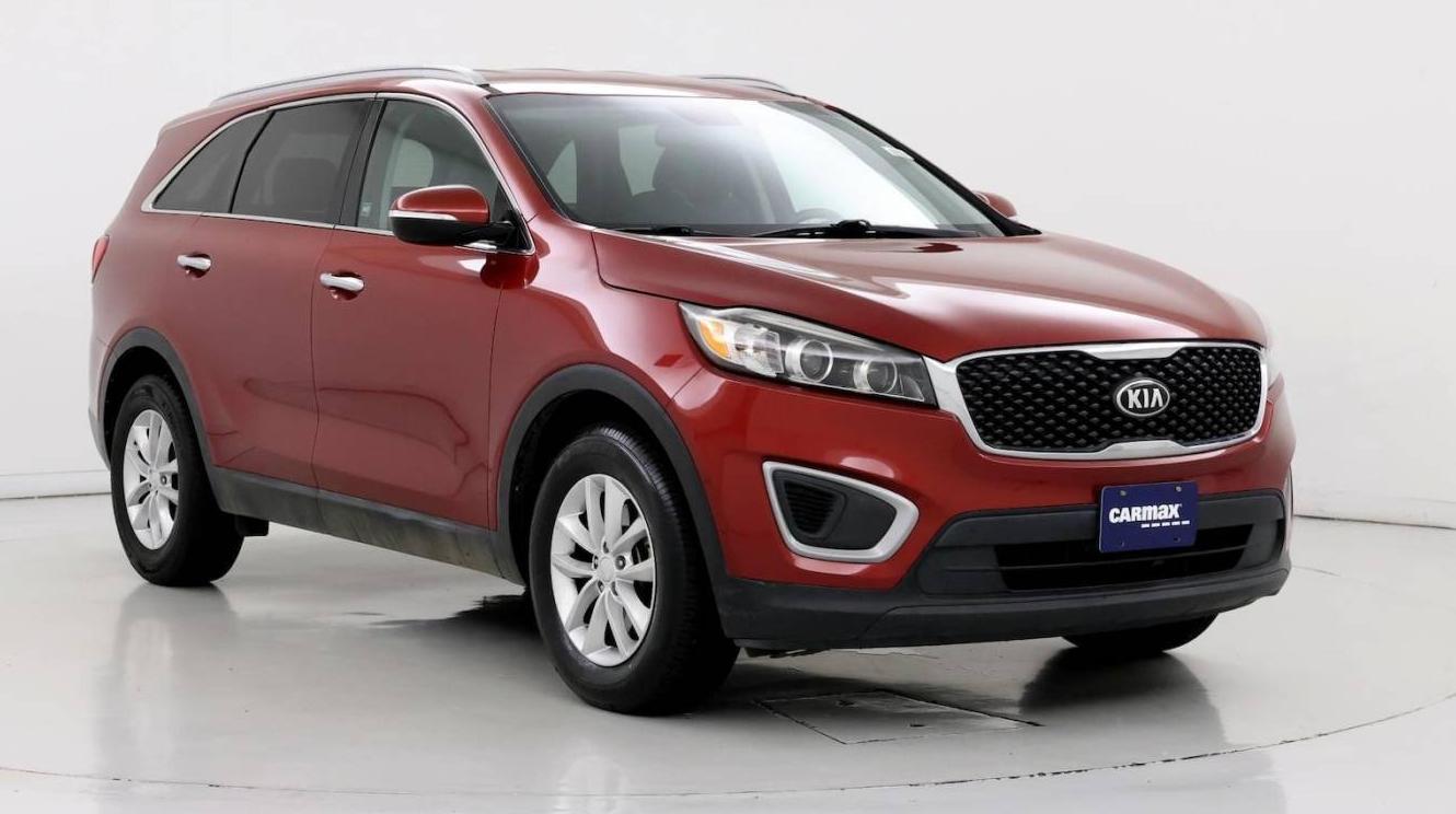 KIA SORENTO 2018 5XYPG4A31JG381864 image