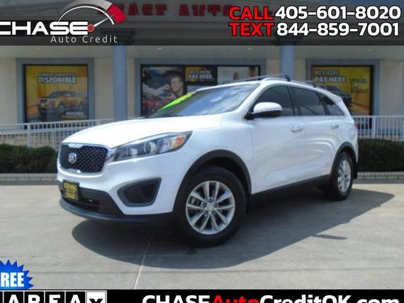 KIA SORENTO 2017 5XYPG4A35HG292440 image