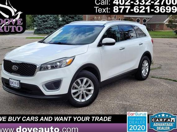 KIA SORENTO 2017 5XYPG4A5XHG214995 image