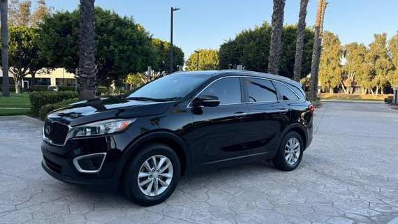 KIA SORENTO 2017 5XYPG4A35HG245795 image