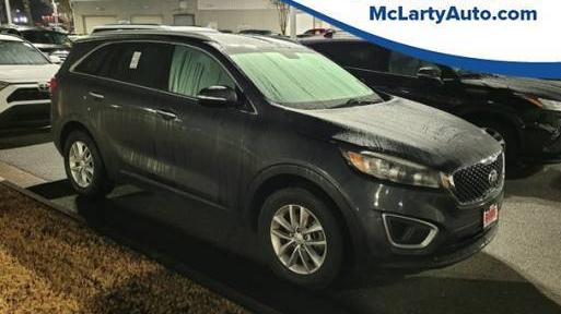 KIA SORENTO 2017 5XYPG4A32HG297322 image