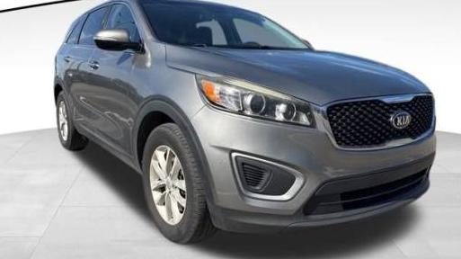 KIA SORENTO 2017 5XYPG4A32HG261923 image