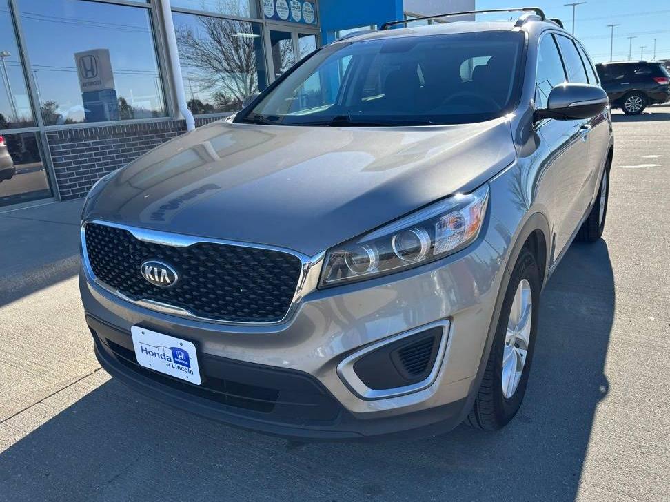 KIA SORENTO 2017 5XYPGDA52HG309468 image