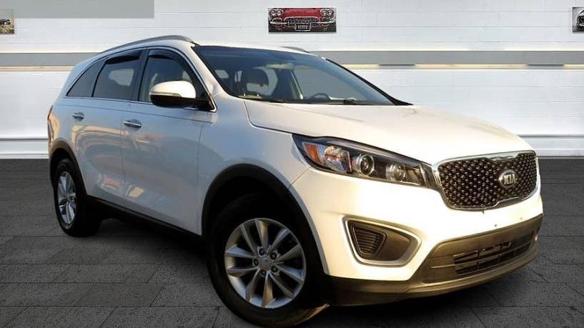 KIA SORENTO 2017 5XYPG4A37HG277311 image