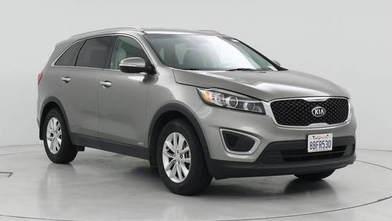 KIA SORENTO 2017 5XYPGDA39HG285295 image