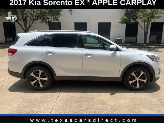 KIA SORENTO 2017 5XYPH4A12HG288518 image