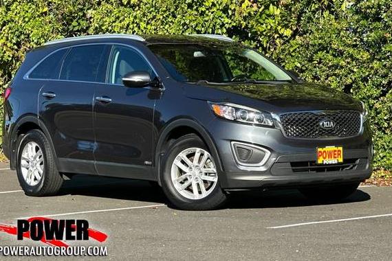 KIA SORENTO 2017 5XYPGDA31HG256163 image