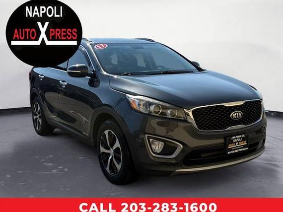 KIA SORENTO 2017 5XYPHDA53HG325076 image