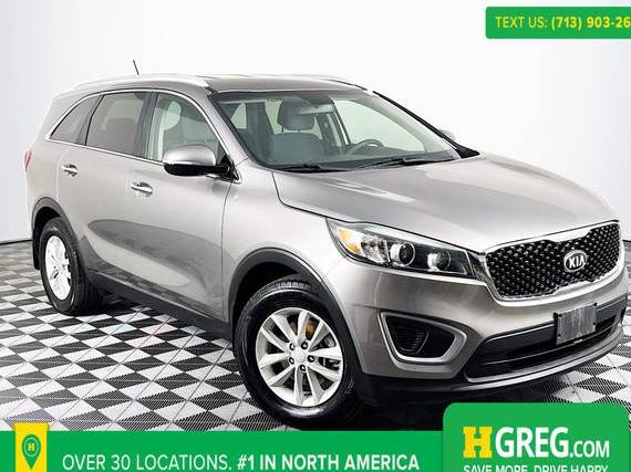 KIA SORENTO 2017 5XYPG4A31HG258673 image KIA SORENTO 2017 5XYPG4A31HG258673 image