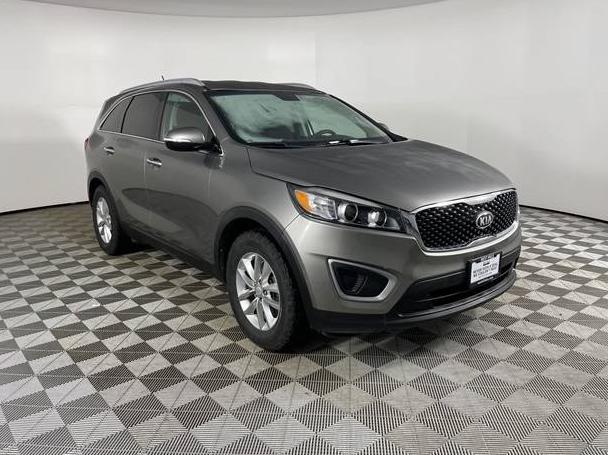 KIA SORENTO 2017 5XYPG4A34HG257985 image