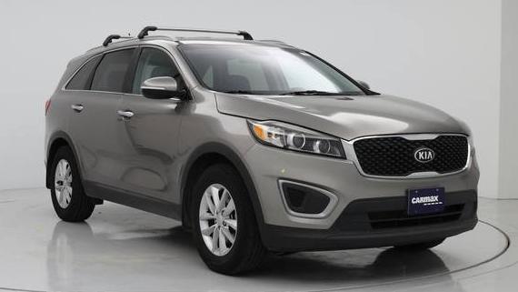 KIA SORENTO 2017 5XYPG4A3XHG300922 image