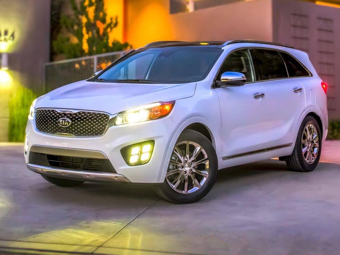 KIA SORENTO 2017 5XYPGDA36HG297372 image