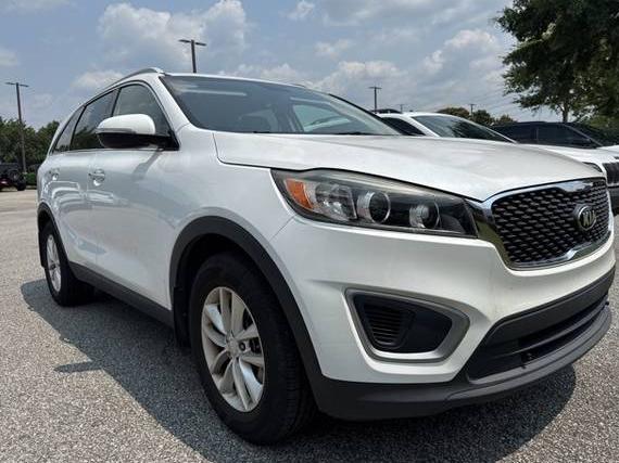KIA SORENTO 2017 5XYPG4A36HG270348 image
