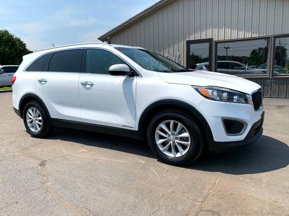 KIA SORENTO 2017 5XYPGDA51HG197892 image