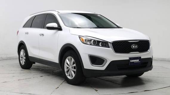 KIA SORENTO 2017 5XYPG4A3XHG267646 image