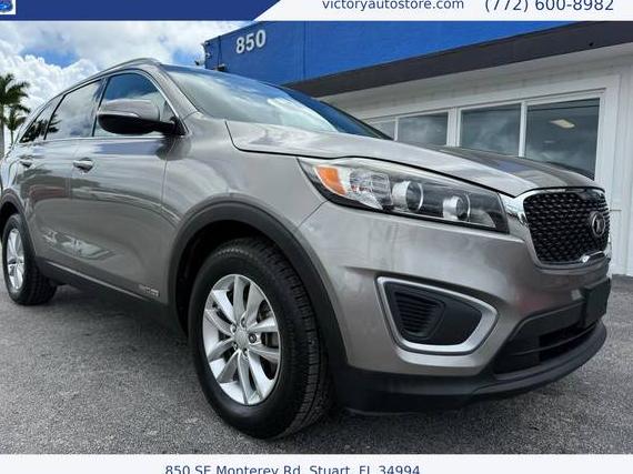 KIA SORENTO 2017 5XYPGDA53HG220363 image