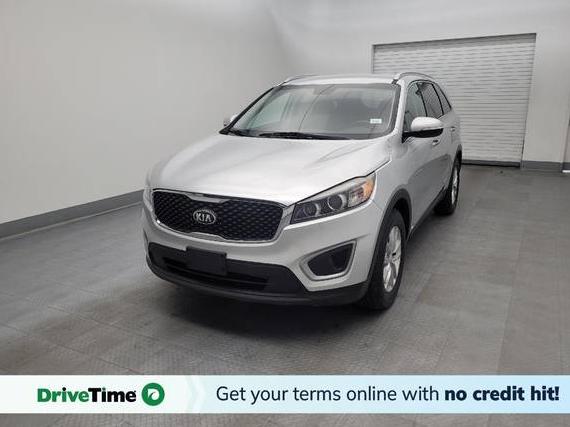 KIA SORENTO 2017 5XYPGDA39HG336875 image