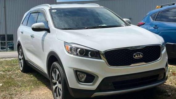 KIA SORENTO 2017 5XYPH4A11HG241125 image