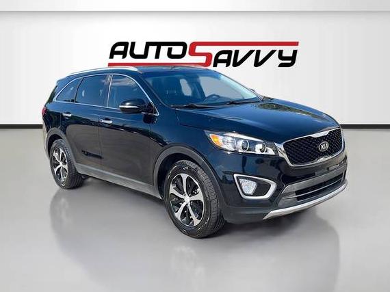 KIA SORENTO 2017 5XYPH4A14HG211715 image KIA SORENTO 2017 5XYPH4A14HG211715 image
