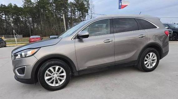 KIA SORENTO 2017 5XYPGDA5XHG218366 image KIA SORENTO 2017 5XYPGDA5XHG218366 image