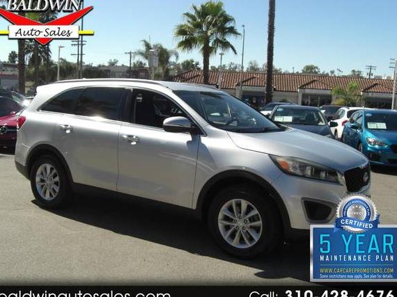 KIA SORENTO 2017 5XYPG4A3XHG296645 image
